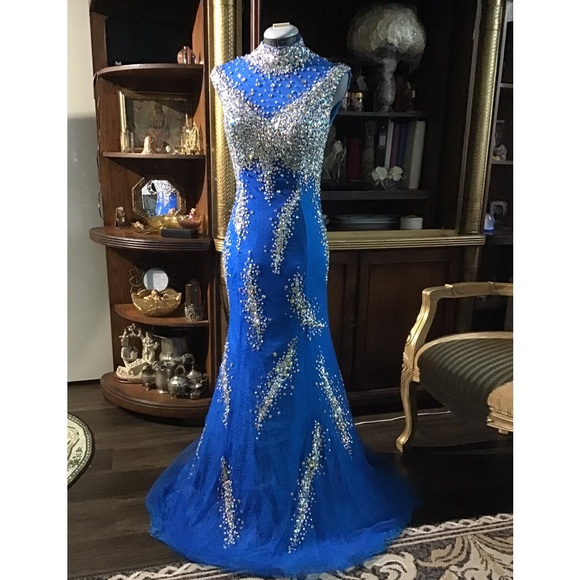 BLUE CRYSTAL MAT GOWN main image 1